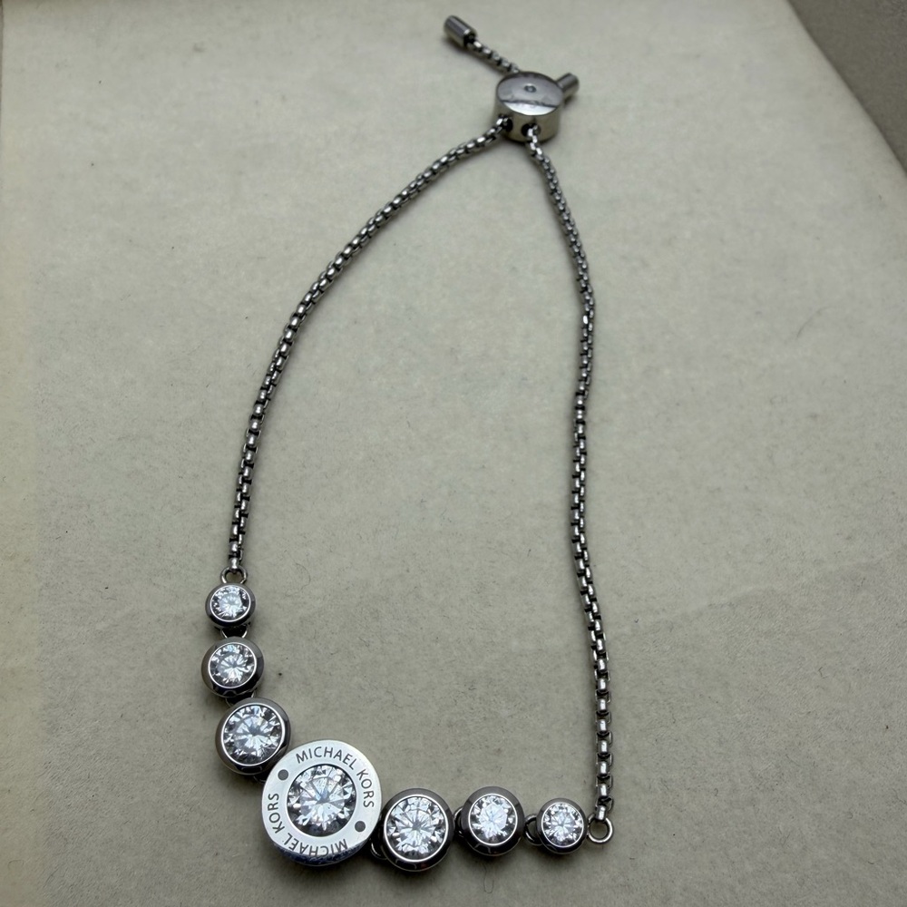 Michael Kors Silver slider bracelet with Clear Stones
